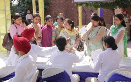 Hon’ble Member Shamina Shafiq attended the “National Seminar on Overseas Marriage” held on 30th May, 2012 at Jalandhar, Punjab