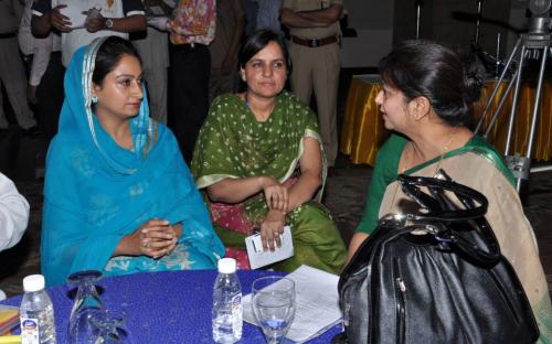 Hon’ble Member Shamina Shafiq attended the “National Seminar on Overseas Marriage” held on 30th May, 2012 at Jalandhar, Punjab