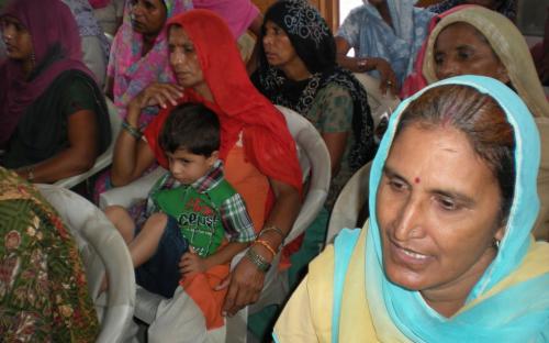 Dr Charu WaliKhanna and Ms Hemlatha Kheria visited the village Garhi Sampla in Rothak District Haryana