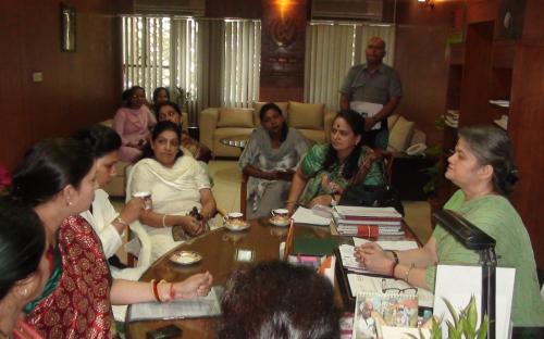 Some volunteers from Bhartiya Janta Party Mahila Morcha in leadership of Smt. Smriti Irani visited the Commission