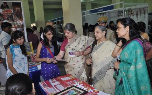 Ms. Mamta Sharma, Hon’ble Chairperson, NCW inaugurated the 14th Annual Exhibition Cum Sale “Diwali Extravaganza” at Birla Auditorium Museum Hall, Jaipur