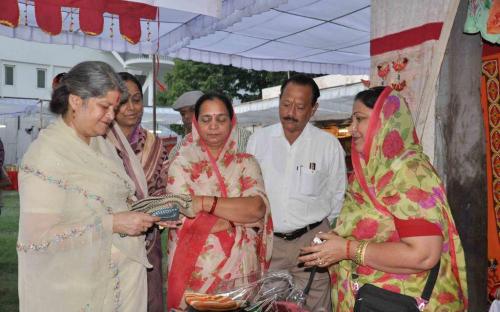 Ms. Mamta Sharma, Hon’ble Chairperson, NCW inaugurated the “Mahila Swablamban Deepawali Mela”