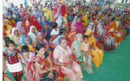 Member Shamina Shafiq attended Legal Awareness Camp, organized by Vaishnav Nari Seva Sansthan, Sitapur