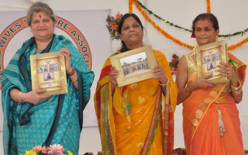 Ms. Mamta Sharma, Hon’ble Chairperson, NCW was the chief Guest and inaugurated the welfare exhibition; organize by Himveer Wives Welfare 