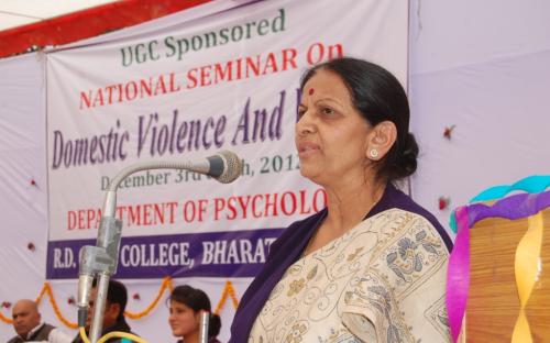 Smt Mamta Sharma, Chairperson NCW was the chief guest at National Seminar “Domestic Violence And Women” organized by Department of Psychology, R. D. Girls College, Bharatpur, Rajasthan