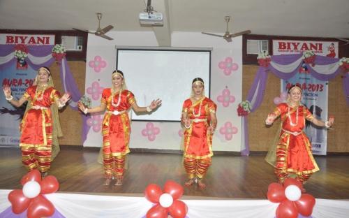 Hon’ble Chairperson was the chief guest at the Annual Function of Biyani Girls College, Jaipur