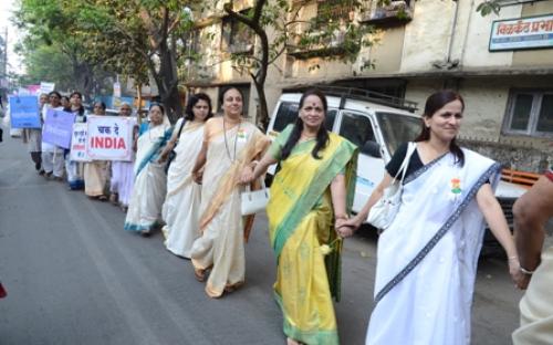 Ms. Nirmala Samant, Member, NCW was the chief guest in a program organized by Dombiwali Women’s Forum, Mumbai