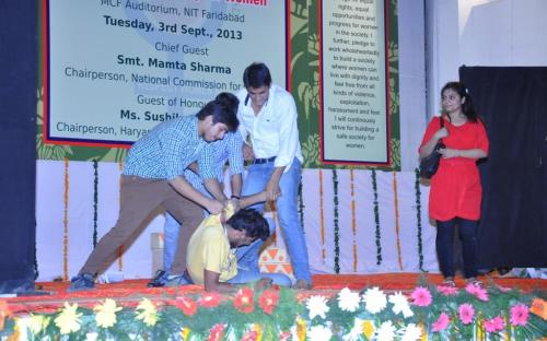 Smt. Mamta Sharma, Hon’ble Chairperson, NCW was the chief guest at the launching of the campaign “Building a Safe City for Women”