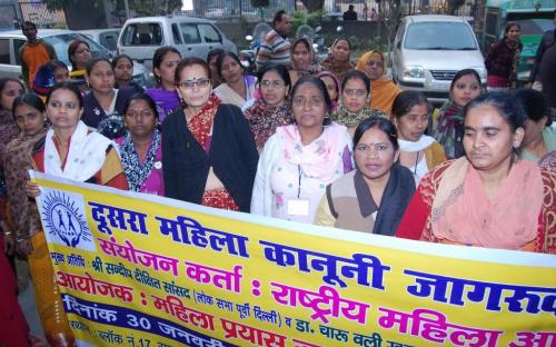 Dr. Charu WaliKhanna, Member, NCW was Chief Guest at the Legal Awareness Programme for women organised by Mahila Prayas Jagriti Mission, Trilok Puri, Delhi