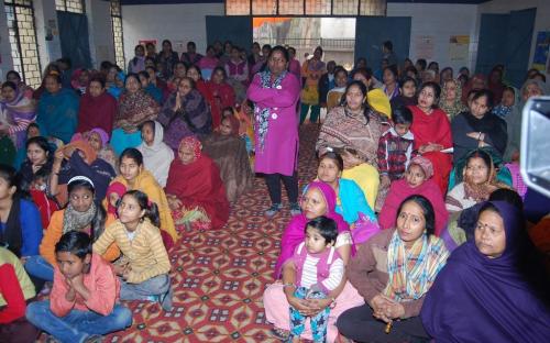 Dr. Charu WaliKhanna, Member, NCW was Chief Guest at the Legal Awareness Programme for women organised by Mahila Prayas Jagriti Mission, Trilok Puri, Delhi