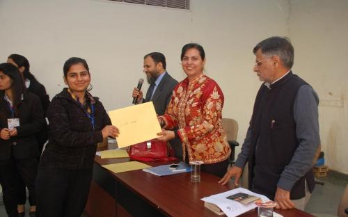 Dr. Charu WaliKhanna, Member, NCW, Chief Guest at the Prize Distribution Function organised by University School of Law and Legal Studies