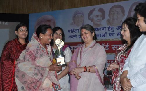 Mrs. Mamta Sharma, Chairperson NCW accompanied by Dr. Charu WaliKhanna, Member, NCW attended a Jan Sunwai Programme organized by the NGO Hamari Priyadarshini Ek Vichar at  Bhopal, Madhya